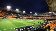 Estadio de Mestalla iluminado