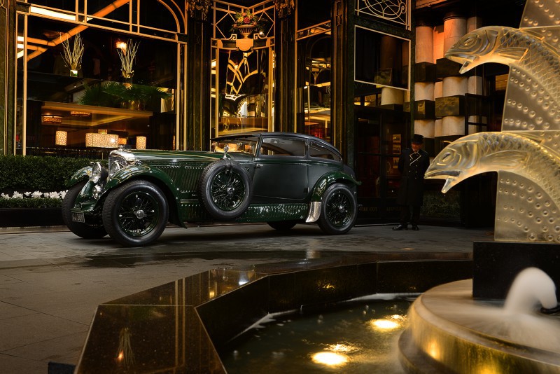 Bentley Blue Train domina el Schloss Bensberg Classics