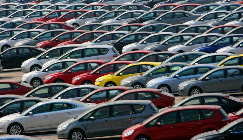 El superávit comercial del automóvil sube un 18% en el primer semestre de 2015