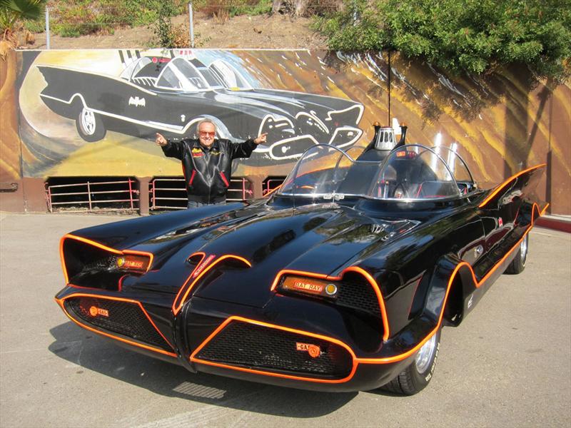 Muere George Barris, el creador del Batmóvil