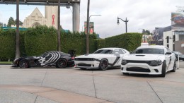 Dodge presenta los Hellcats y Viper ACR con decoración Star Wars