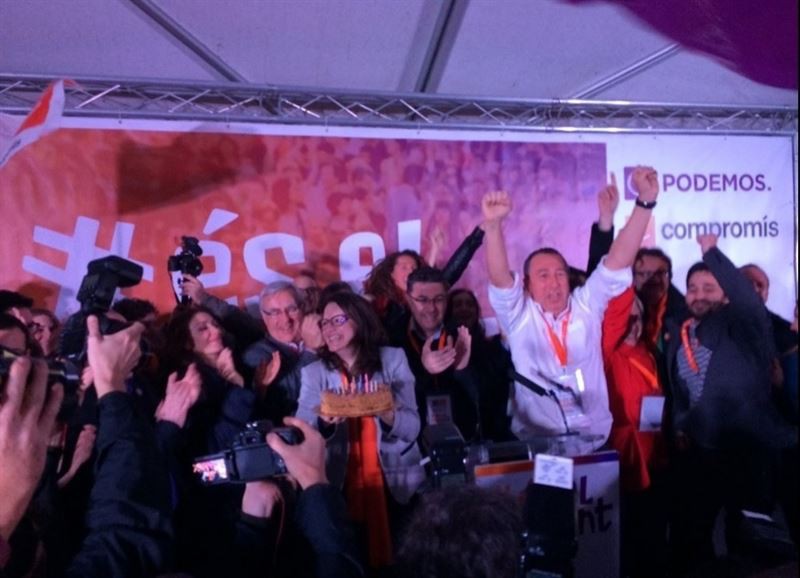 Mónica Oltra celebra el resultado electoral