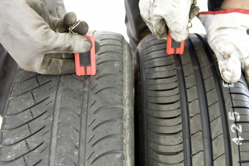 El 37% de conductores circula con profundidad ilegal en los neumáticos