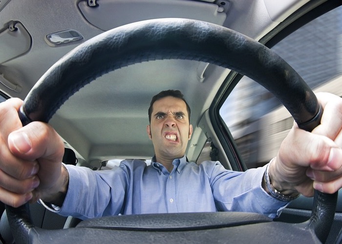 Conducir enfadado eleva el riesgo de accidente