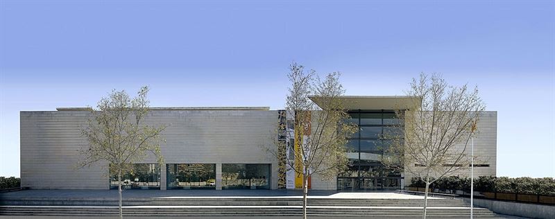 Edificio del IVAM. El IVAM y el Palau de Les Arts colaboran en la realización de actividades culturales