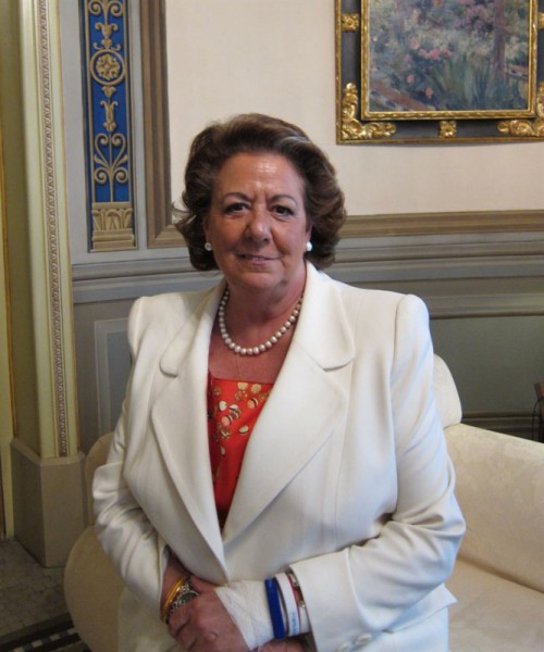 Rita Barberá, exalcaldesa de Valencia y ex-senadora del PP. Senadora de España. Descansa en Paz amiga