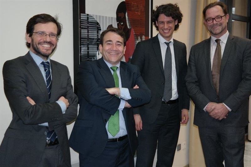 Reunión del director del Instituto Valenciano de Finanzas (IVF) con el secretario general de la Asociación Europea de Banca Pública