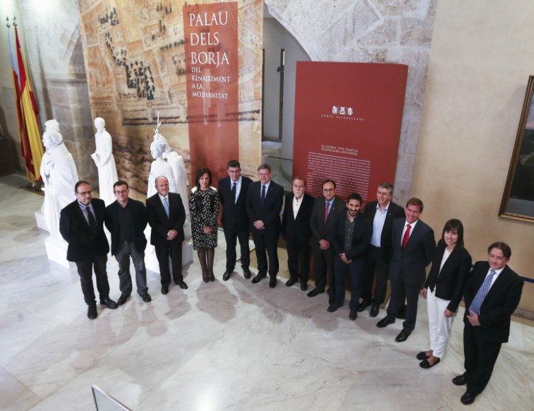 Ximo Puig, junto al president de Les Corts, Enric Morera, y diferentes consellers y personalidades políticas de la Comunitat Valenciana