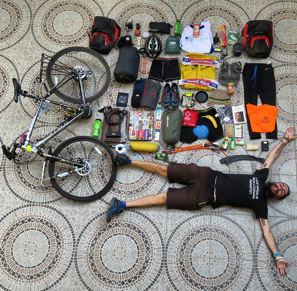 recorre 13.000 kilómetros en bici sin aparato digestivo