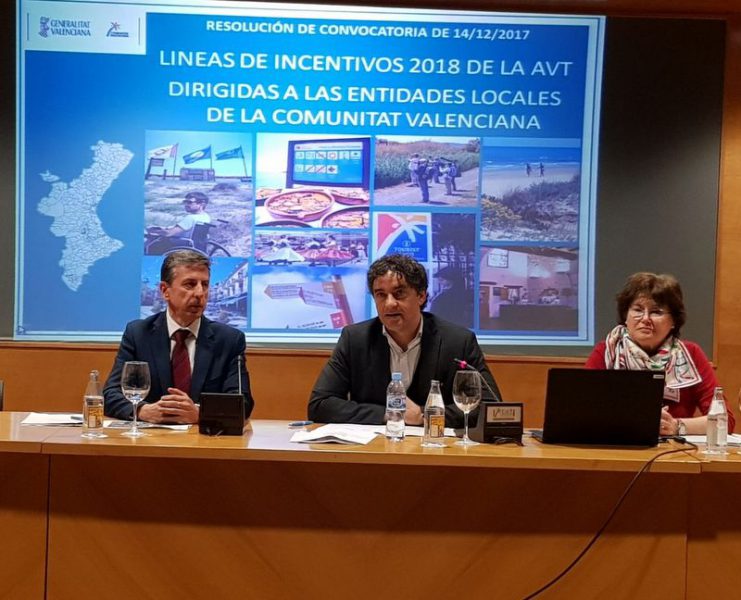 Colomer presenta en Valéncia las ayudas de 2018 de la Agència Valenciana del Turisme dirigidas a entidades locales de la Comunitat