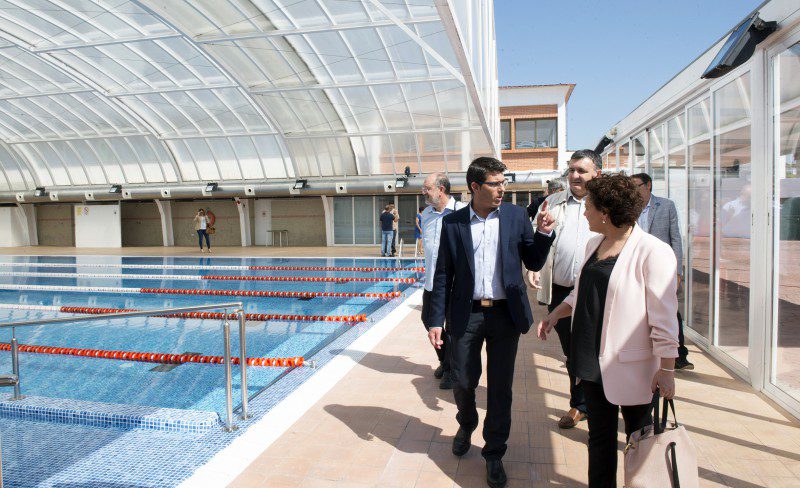 Los municipios valencianos invierten 2,6 millones de euros de ayudas en mejorar sus piscinas