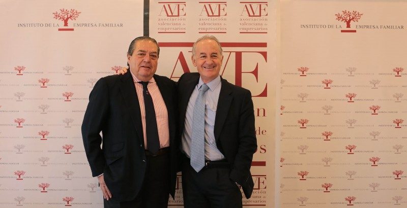Juan Corona, director general del Instituto de la Empresa Familiar, Vicente Boluda, presidente de la Asociación Valenciana de Empresarios