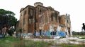 Urge rehabilitar el Casino del Americano de Benicalap, propiedad municipal en ruinas