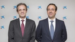 CaixaBank, 'Banco del Año 2018' , Jordi Gual, presidente de CaixaBank, y Gonzalo Gortázar, consejero delegado de CaixaBank