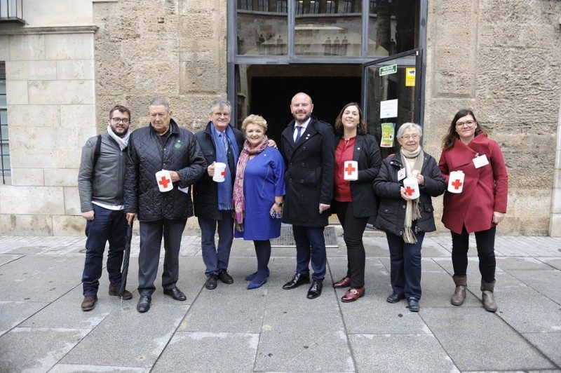 La Diputación colabora en el Día de la Banderita de Cruz Roja a favor de la infancia y la juventud