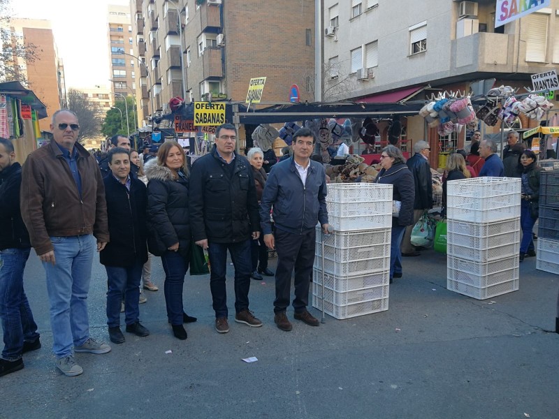 Fernando Giner denuncia la indefensión de los comerciantes valencianos ante la proliferación de la venta ilegal